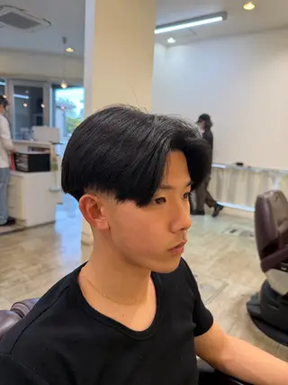 メンズ 呉屋 俊介のヘアスタイル