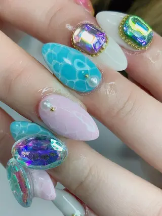 ネイル ･:*+.✳︎˚✧₊ MAKI NAILのネイルデザイン