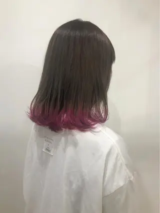 カラー white.梅田 デザインカラー🦄のヘアスタイル