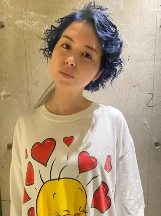ショート カラー 聖 来のヘアスタイル