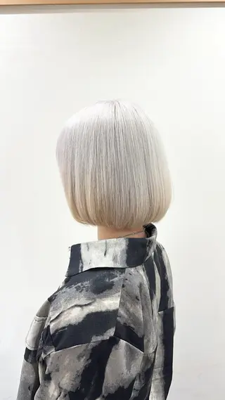 ショート カラー 【ハイトーン特化】 🦋森山陽向/大宮のヘアスタイル