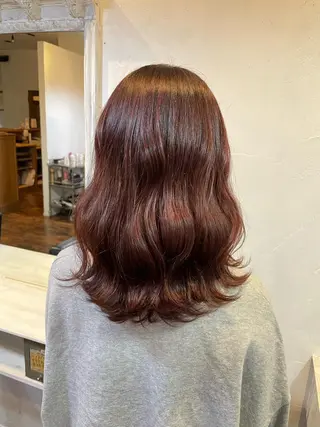 ミディアム Babylone 飯尾 香音のヘアスタイル