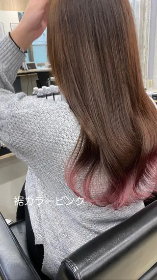 ミディアム カラー レイヤーカット🪽 MARINA🦩のヘアスタイル