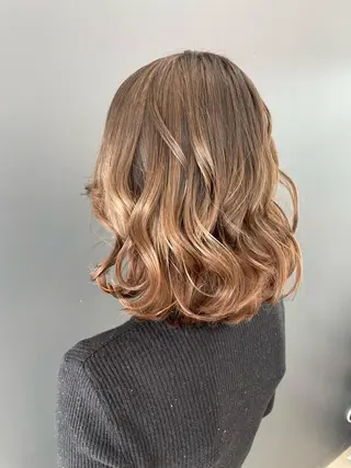 ミディアム カラー ヘアアレンジ like みやびのヘアスタイル