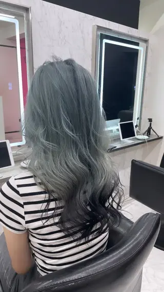 ロング カラー JPCY MIRIYAのヘアスタイル
