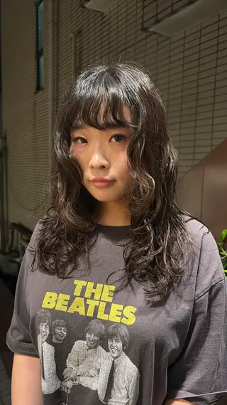 セミロング パーマ anji /パーマ・ハイトーンのヘアスタイル