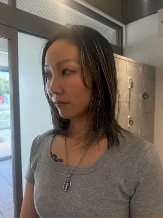 ミディアム ナチュラルカラー& /パーマAKIRAのヘアスタイル