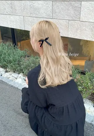 セミロング 🎀Lolonois 池田店🎀佐藤百奈美のヘアスタイル