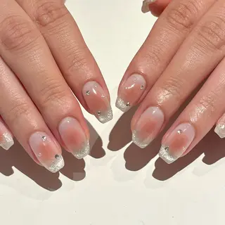 ネイル 坂口 莉愛のネイルデザイン