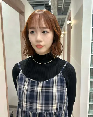 ミディアム カラー SALOWIN栄 三丁目 木戸里実のヘアスタイル
