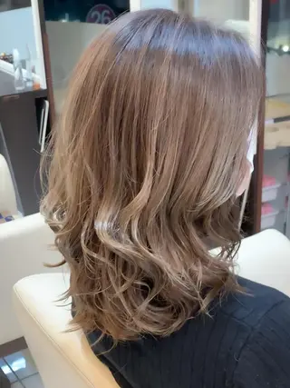セミロング 大間 礼真のヘアスタイル
