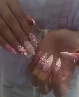 ネイル NiJi Nailsのネイルデザイン