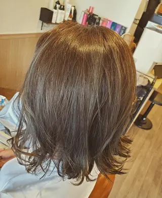 ミディアム カラー spa hair ark 富井直美のヘアスタイル