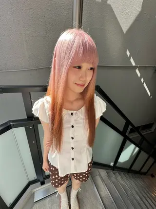 ロング カラー ピンクカラー美容師 新宿美容室🎀のヘアスタイル