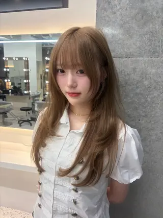 ロング カラー あ い か 🎀 レイヤーカットのヘアスタイル