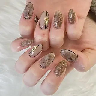 ネイル Ray. ／綺麗目ニュアンスのネイルデザイン