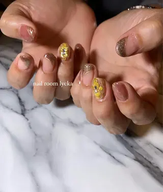 ネイル ネイルルームリッカ 𝐦𝐚𝐲𝐮のネイルデザイン