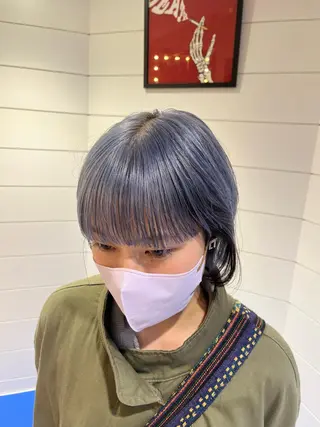 ミディアム 岡田 陸のヘアスタイル