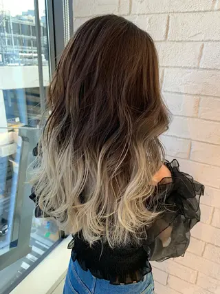 ロング カラー 韓国レイヤー×艶髪 ハイトーンRyukiのヘアスタイル
