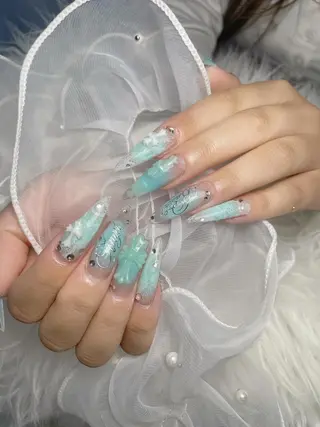 ネイル 🦊Genie🦊 Mika Nailsのネイルデザイン
