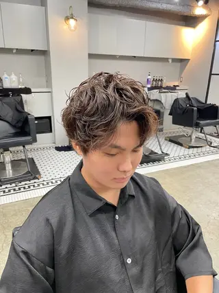 ショート パーマ メンズ 新宿/透明感カラー/ 髪質改善/桜良のヘアスタイル