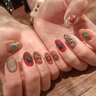 パーマ ヘアアレンジ ネイル マツエク・マツパ M. Shihoのネイルデザイン