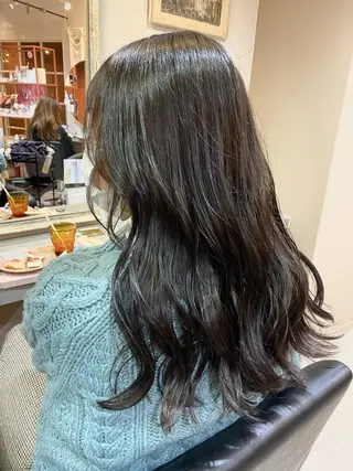 ロング 艶髪 透明感カラー 田中伶奈のヘアスタイル
