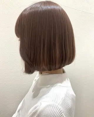 ショート カラー hubhair レイヤー/透明感のヘアスタイル