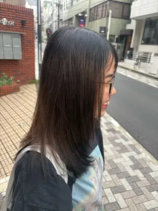 ロング カラー 江口 花のヘアスタイル