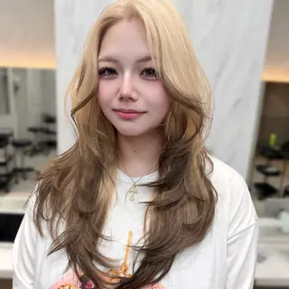 セミロング MOE 福岡韓国ヘア✧︎のヘアスタイル