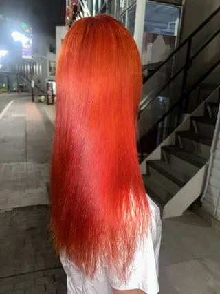 ロング カラー デザインカラー🌈 メイク💄ヒカリ🌟のヘアスタイル