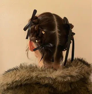 ミディアム ヘアアレンジ 土山 咲々乃のヘアスタイル