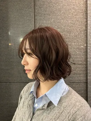 ショート カラー 對馬 光梨のヘアスタイル