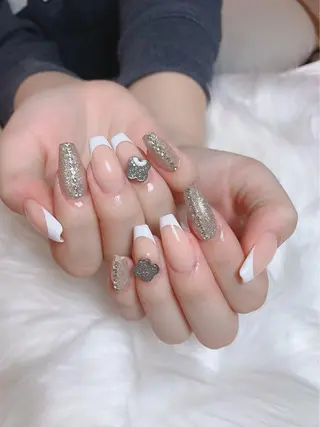 ネイル Nail salon EM（エム）諸星のネイルデザイン