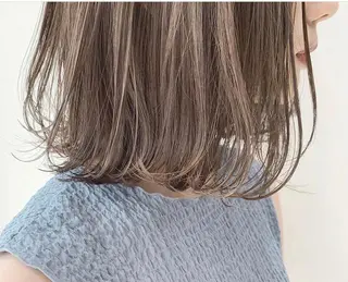 ミディアム カラー CALM HAIRのヘアスタイル
