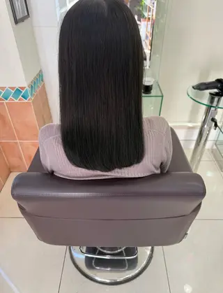 セミロング カラー 佐藤 梨夢のヘアスタイル