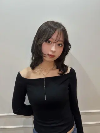 セミロング カラー houda marinのヘアスタイル