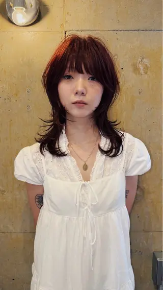 ミディアム パーマ ウチミズ サヤカのヘアスタイル