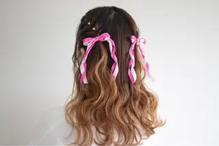 セミロング ヘアアレンジ 麻優 ヘアセットのヘアスタイル