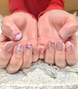 ミディアム カラー パーマ ヘアアレンジ ネイル マツエク・マツパ el. by Aoのネイルデザイン