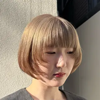 ショート カラー 🌞透明感ブリーチ ×レイヤー🌴リオのヘアスタイル
