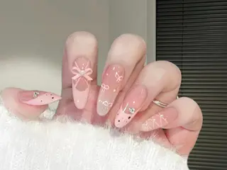 ネイル Queenie 🦋のネイルデザイン