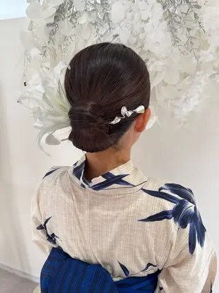 ロング ヘアアレンジ Hairmake Floraのヘアスタイル