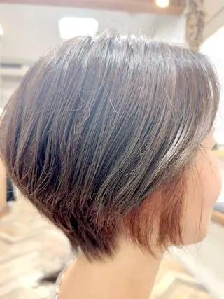 ショート 糸賀 千穂のヘアスタイル