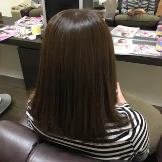 セミロング 佐川 絢のヘアスタイル