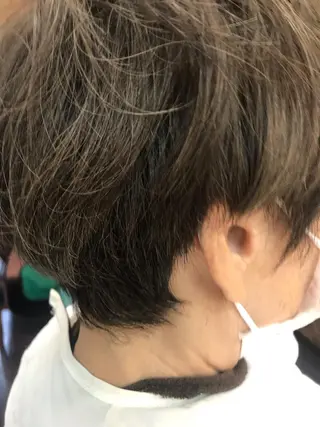 ショート カラー パーマ 桧山 真のヘアスタイル