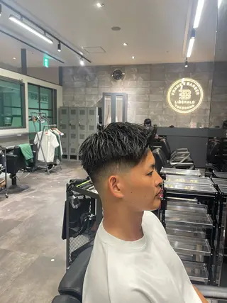 ショート 吉岡 剛のヘアスタイル