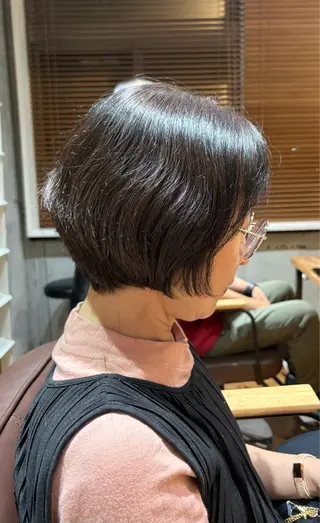 ショート 🌊インナーカラー 🐬櫻井海星のヘアスタイル