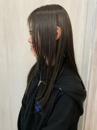 ロング カラー 田中 風音のヘアスタイル