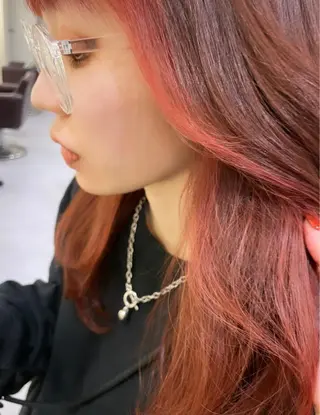 カラー 長岡 明音のヘアスタイル